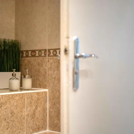 アパート Location Air-conditioned