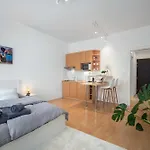 Διαμέρισμα Location Air-conditioned *