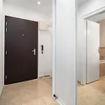 Location Air-conditioned Διαμέρισμα *