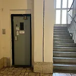 Location Air-conditioned